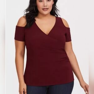 NWT 2X Torrid Studio Knit Figure Flattering Surplice Burgundy Cold Shoulder Top